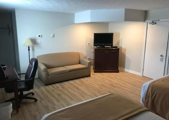 Standard Queen Suite